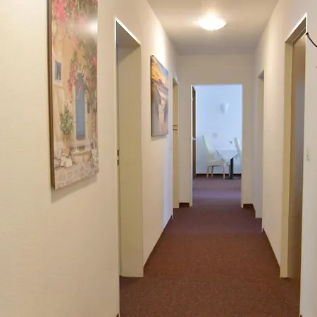 בית הארחה Haus Bambi Mölln