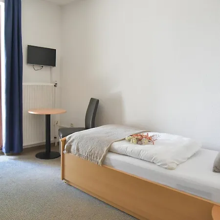 Haus Bambi בית הארחה Mölln